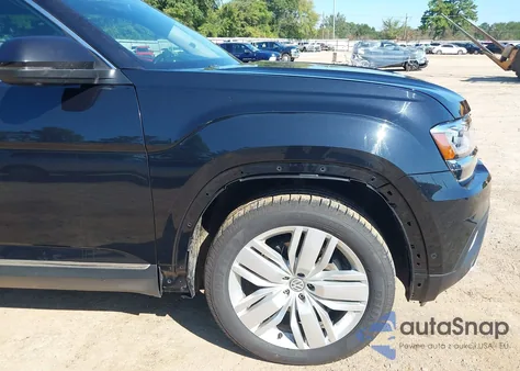 2018 Volkswagen Atlas 3.6L V6 Sel Premium из США, поврежденный, VIN 1V2NR2CA7JC570524